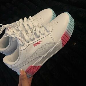 NEW Puma White Sneakers with Pink and Blue Soles